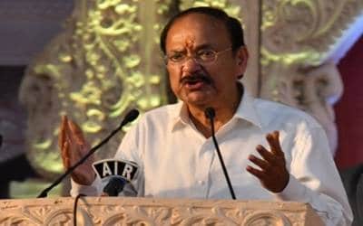 Venkaiah Naidu20180420182909_l